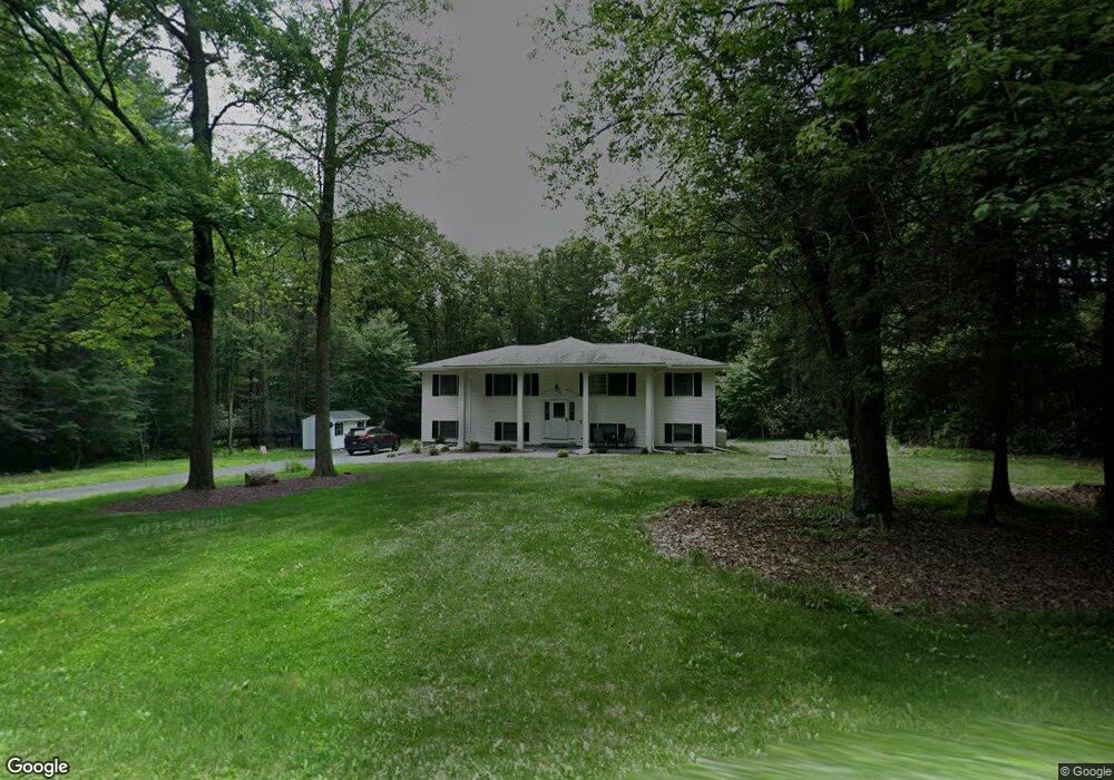 1581 Starry Ln, Effort, PA 18330 - photo 1