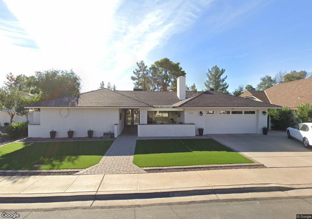 2207 W Monterey Ave, Mesa, AZ 85202 - photo 1