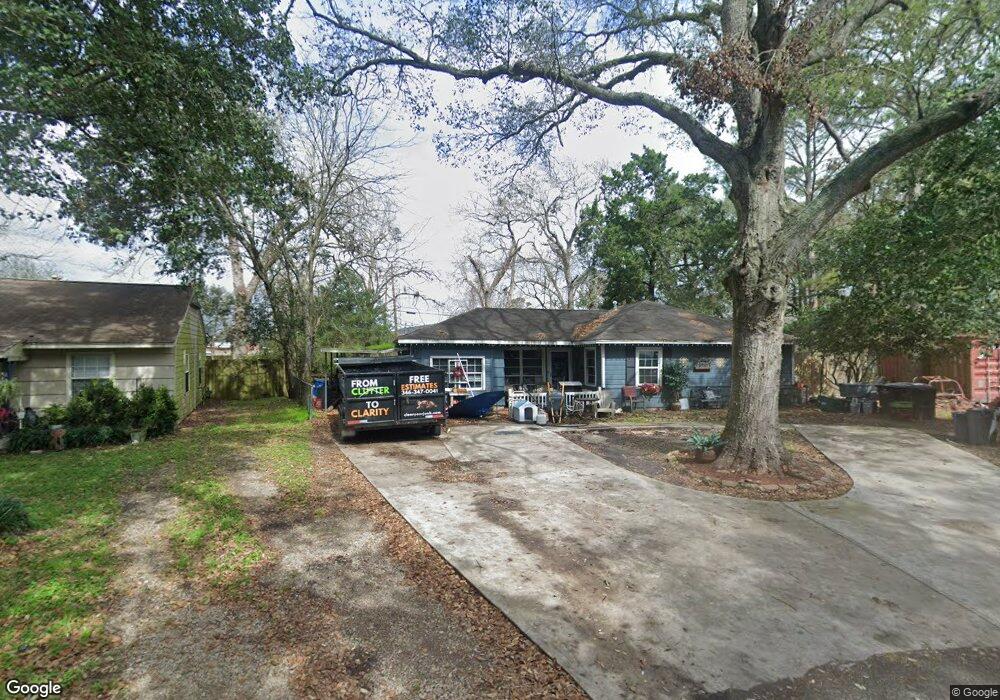 224 Mclemore Dr, Alvin, TX 77511 - photo 1