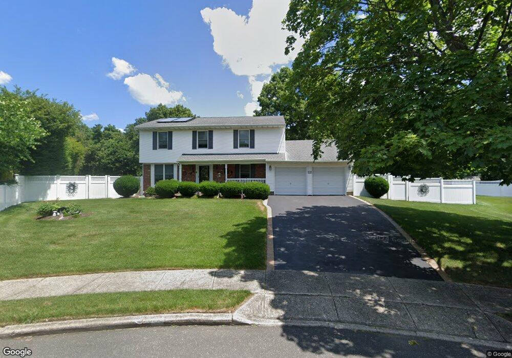 15 Deerfield Ct, Holtsville, NY 11742 - photo 1