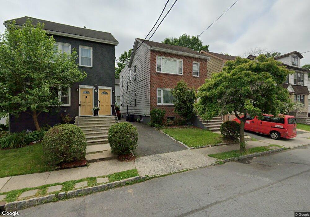 213 Laurel Ave, Maplewood, NJ 07040 - photo 1