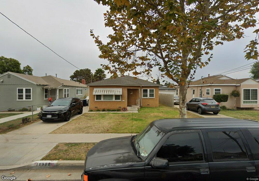10922 S Truro Ave, Inglewood, CA 90304 - photo 1