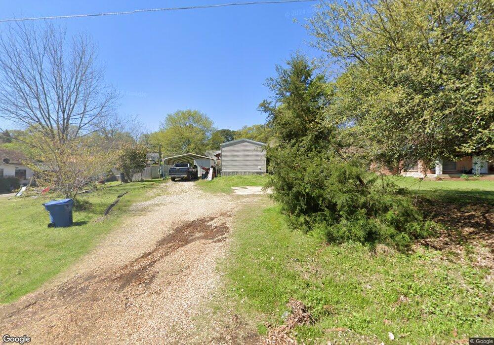 733 N Cypress St, Vivian, LA 71082 - photo 1