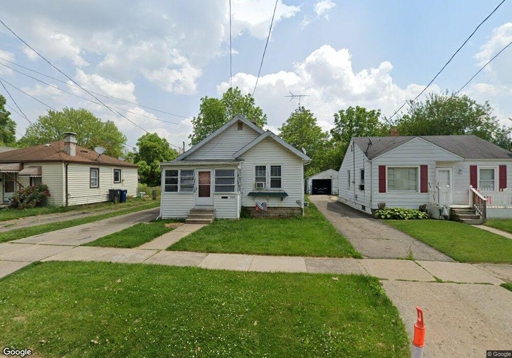 1427 Knapp Ave, Flint, MI 48503 - photo 1