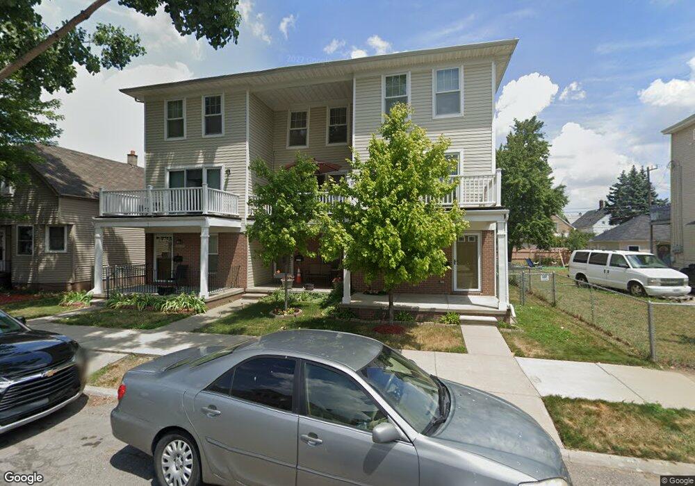 11404 Mitchell St, HamtraMcK, MI 48212 - photo 1