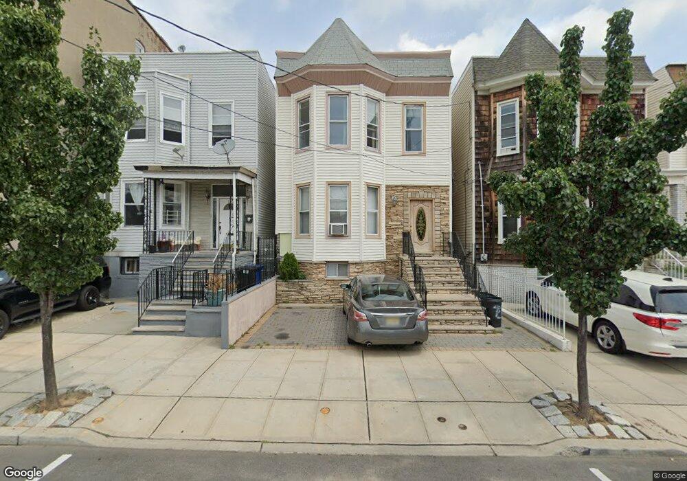 718 21st St, Union City, NJ 07087 - photo 1