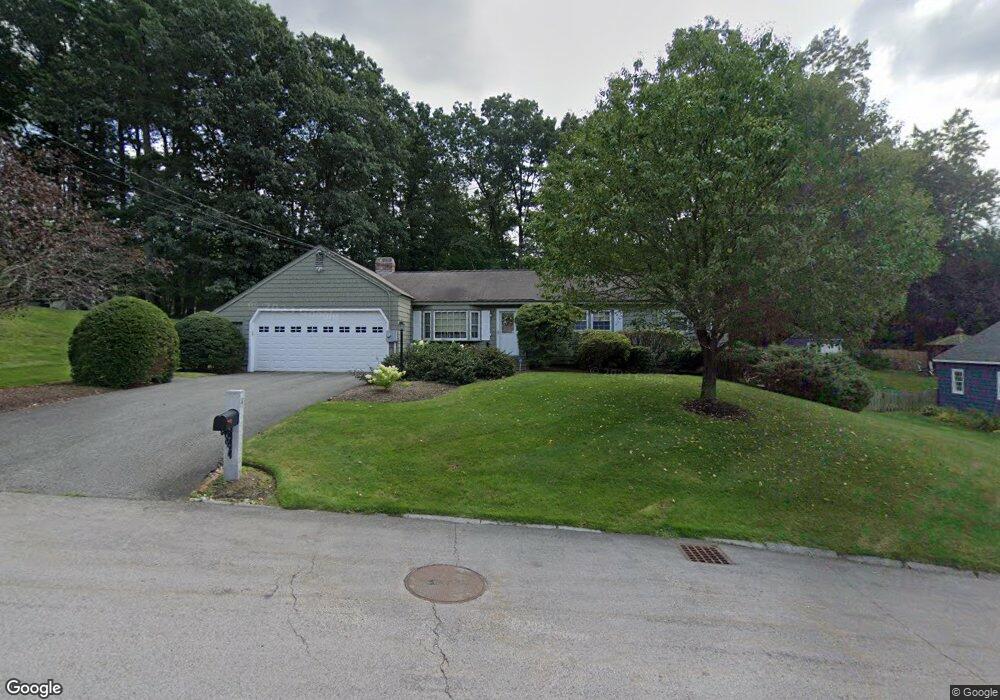 10 Shadwell Rd, Nashua, NH 03062 - photo 1