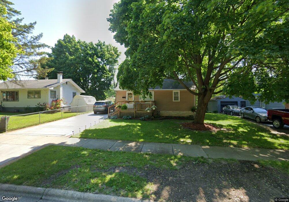 1907 Chippewa Rd, Waukegan, IL 60087 - photo 1