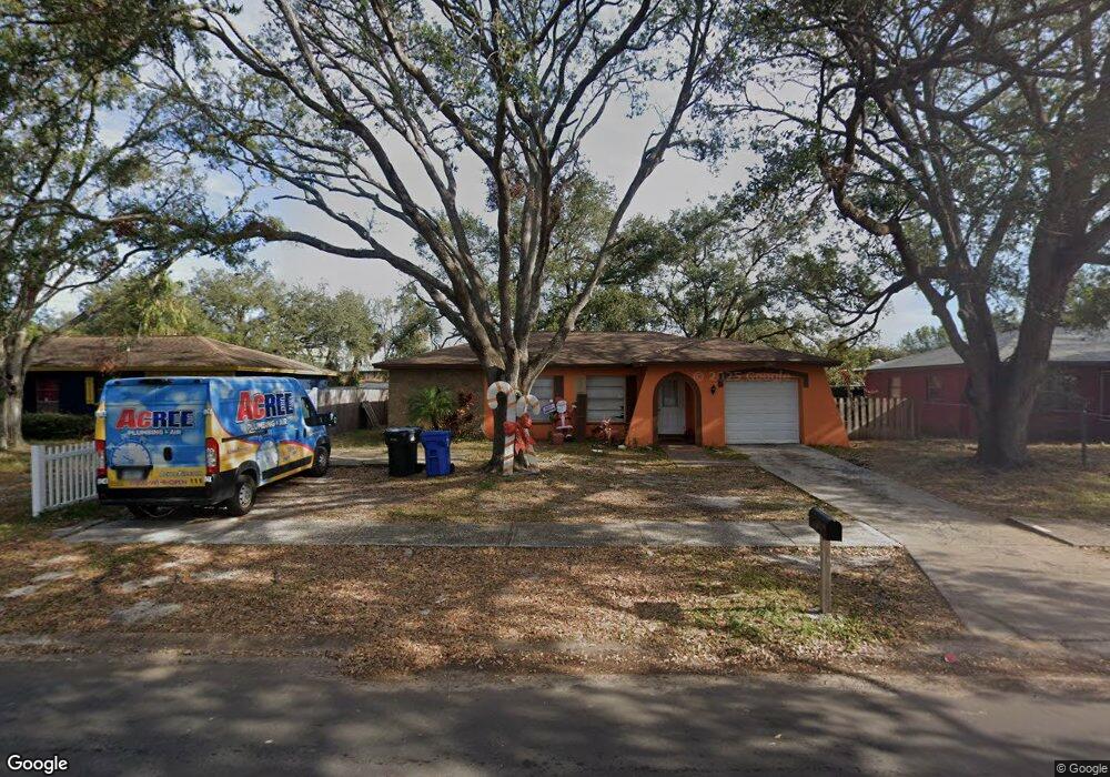 8638 Fish Lake Rd, Tampa, FL 33619 - photo 1