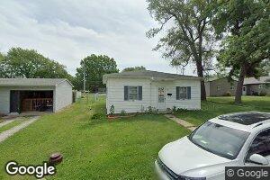 604 Madison St, Macon, MO 63552