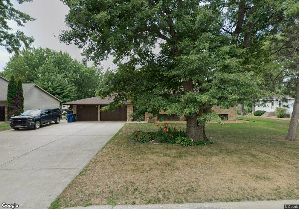 1031 11th Ave N, Sauk Rapids, MN 56379 - photo 1