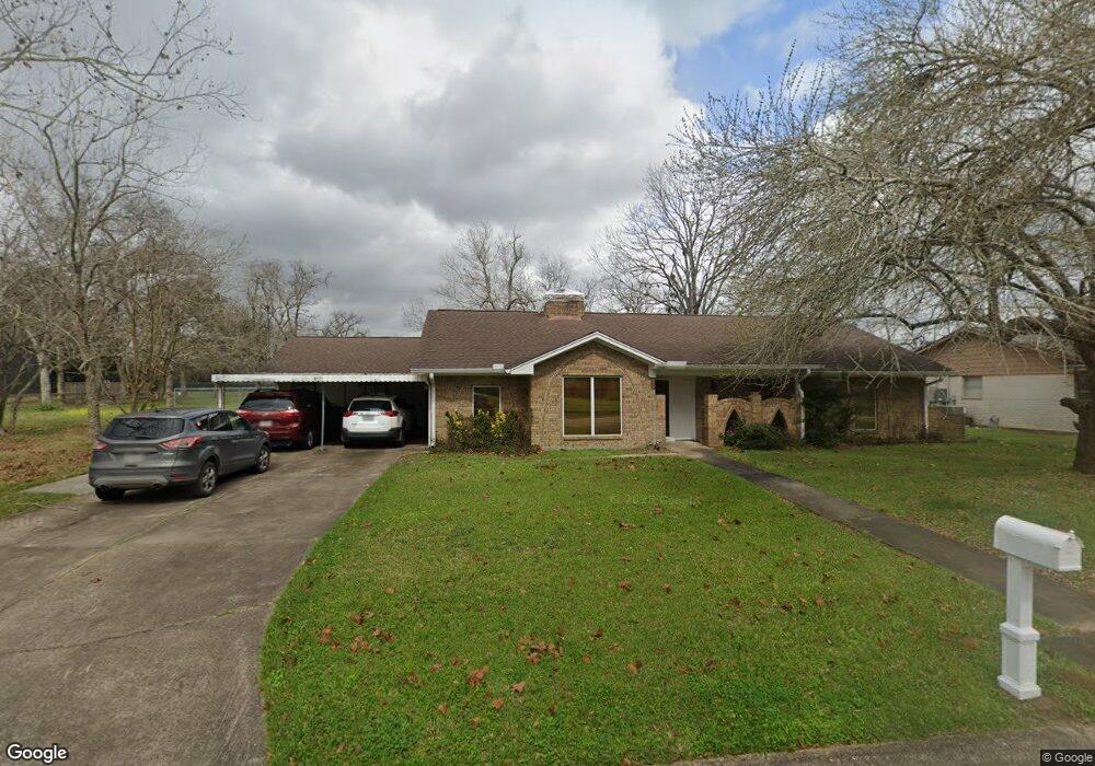 901 Mcginty St, Alvin, TX 77511 - photo 1