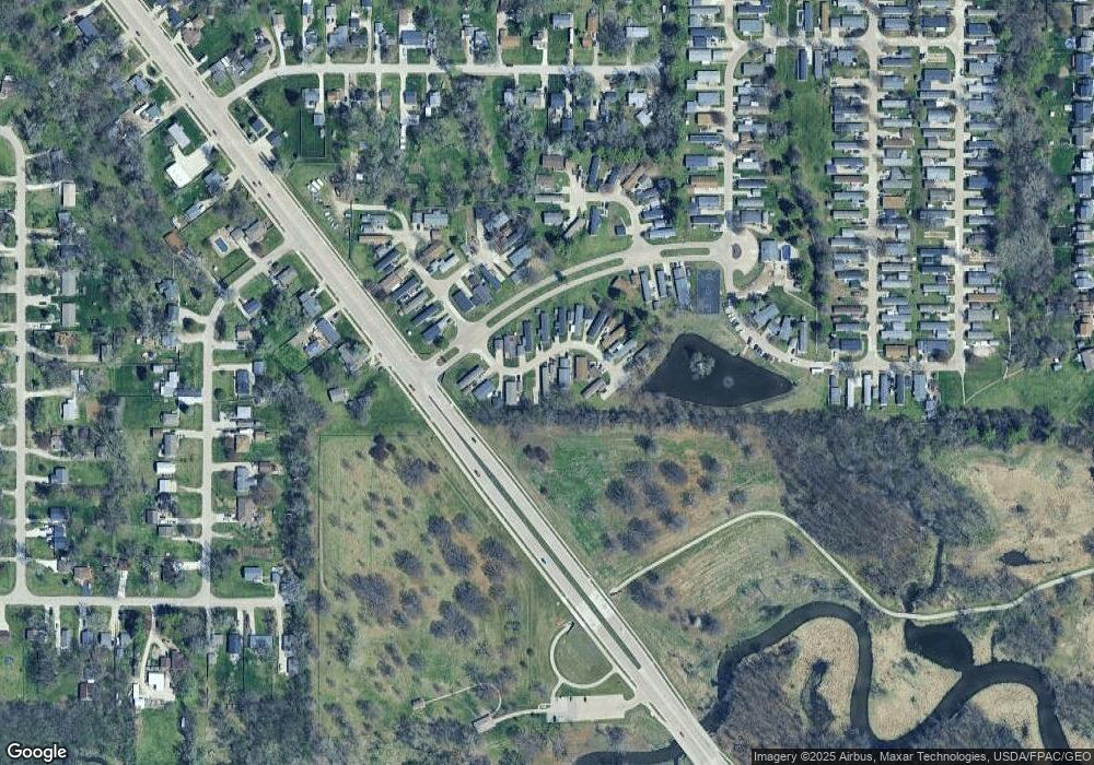 1851 Swan Lake Cir, Des Moines, IA 50320 - photo 1