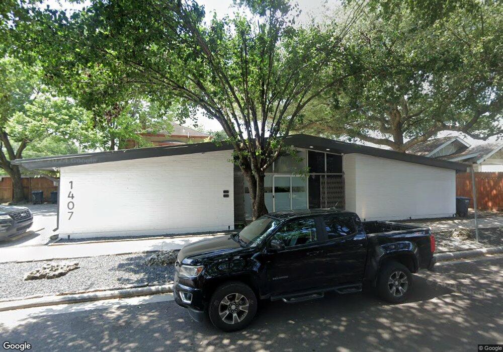 1407 Hawthorne St, Houston, TX 77006 - photo 1
