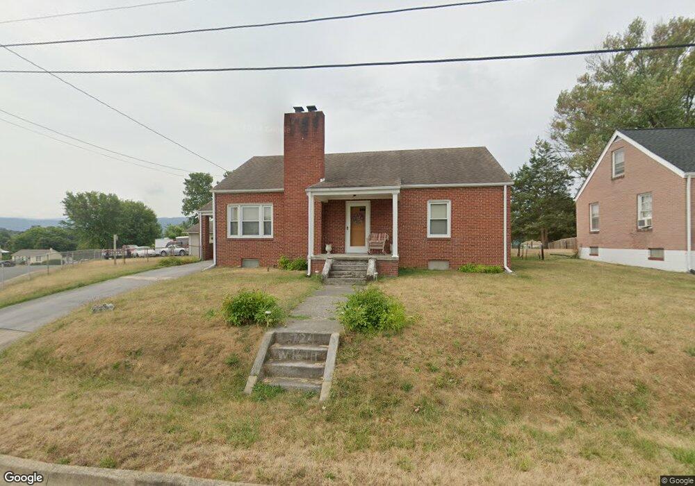 724 W 16th St, Front Royal, VA 22630 - photo 1