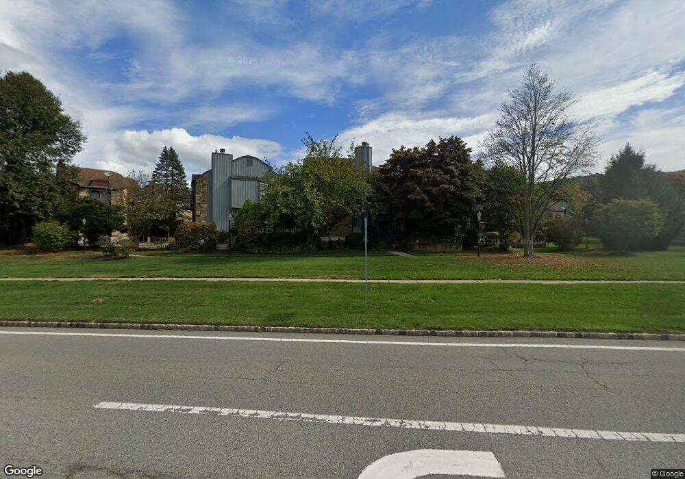 11 Trafalgar Ct, Hackettstown, NJ 07840 - photo 1