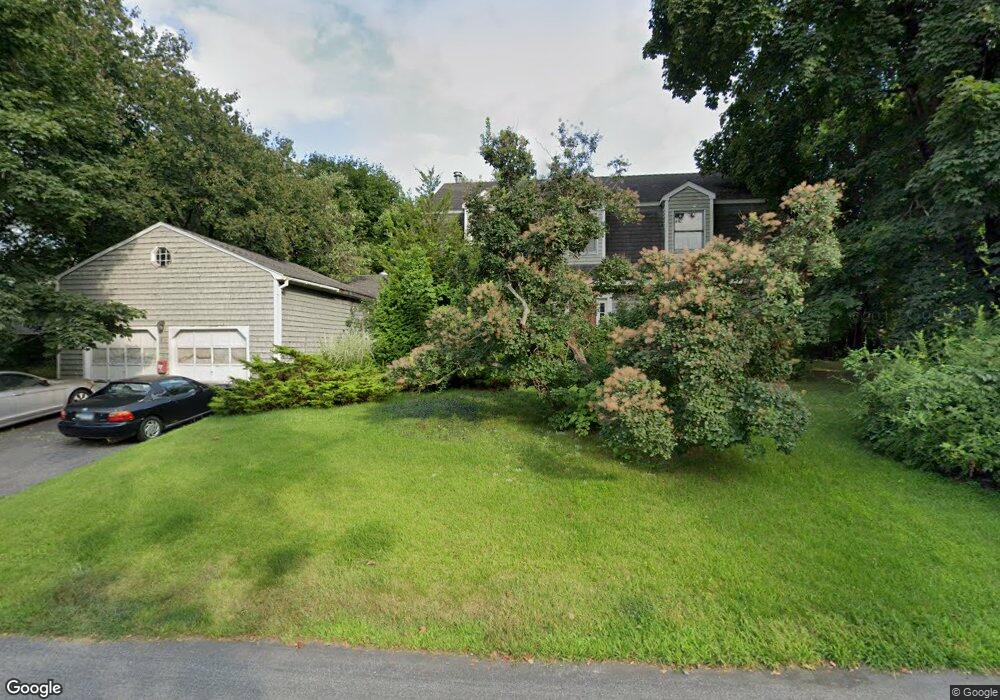 283 Dunnlea Rd, Fairfield, CT 06824 - photo 1