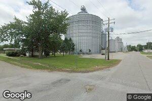 107 E Weldon St, Roberts, IL 60962