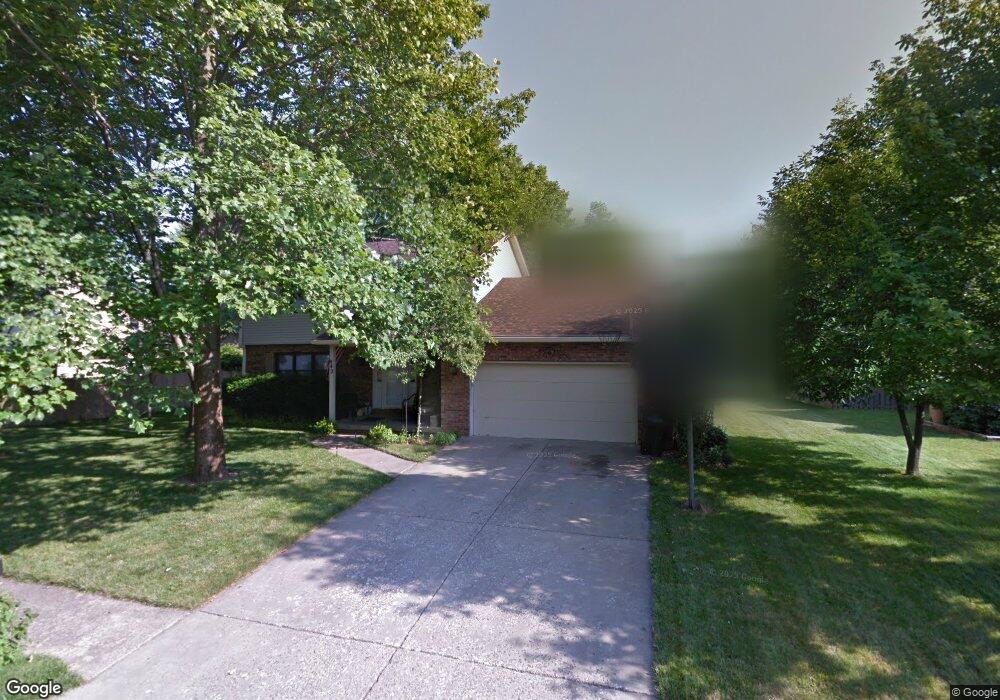 942 Tanbark Ave, Columbus, IN 47203 - photo 1