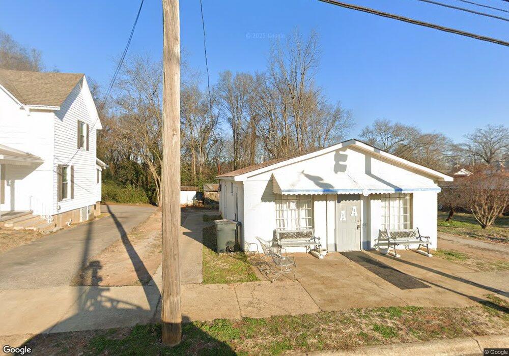 526 W College St, Florence, AL 35630 - photo 1