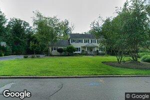 22 Colonial Dr, Allendale, NJ 07401