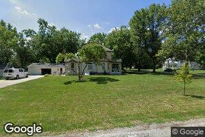 301 E Madison St, Philo, IL 61864