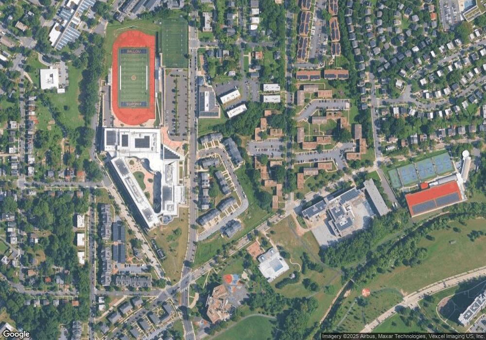 426 Woodcrest Dr SE, Washington, DC 20032 - photo 1