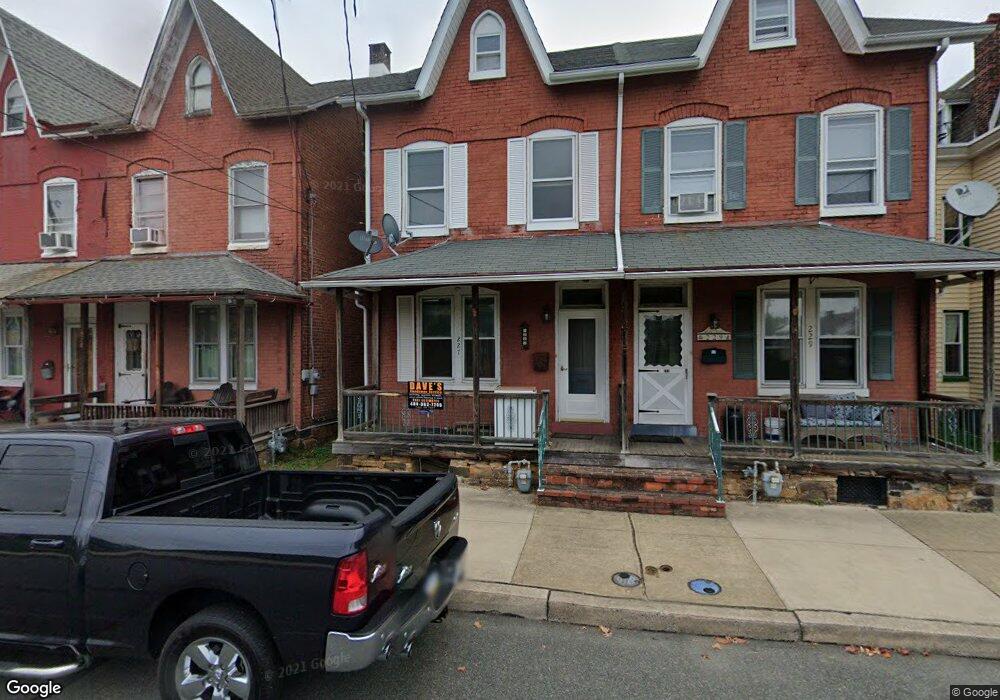 225 E 3rd St, Boyertown, PA 19512 - photo 1