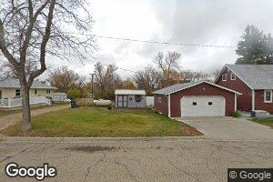 213 6th Ave SE, Crosby, ND 58730