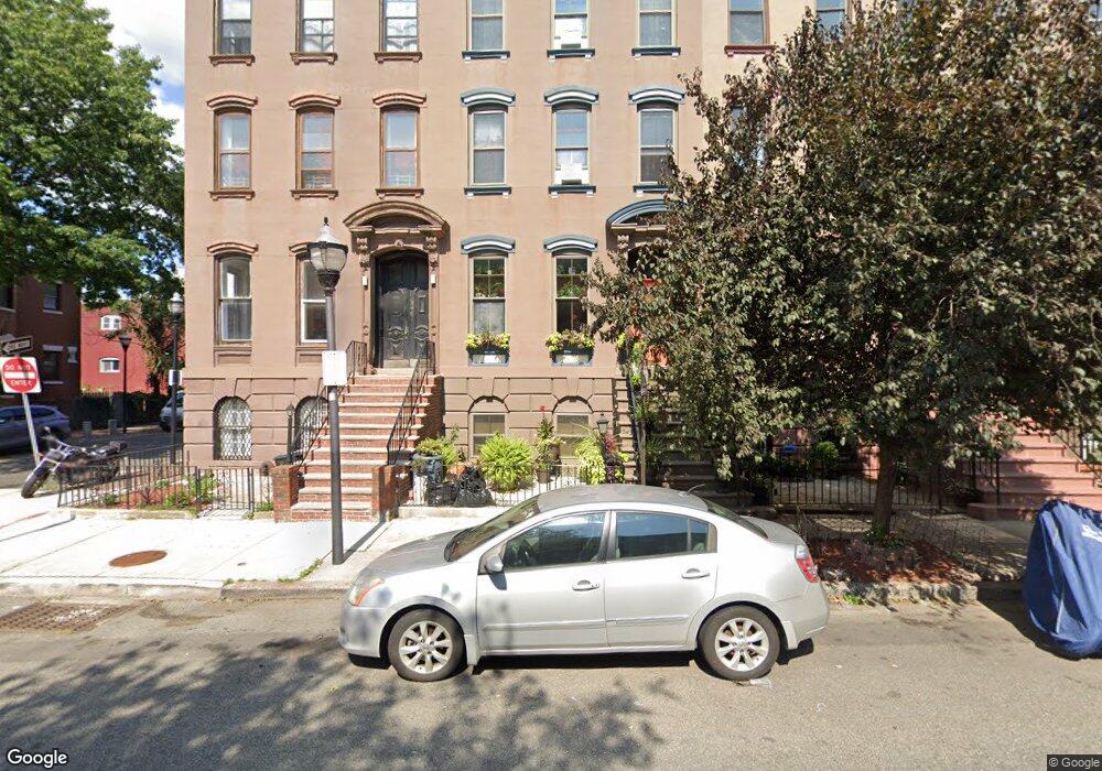 546 Bramhall Ave unit Garden, Jersey City, NJ 07304 - photo 1