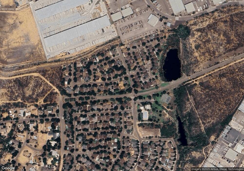 221 Oriole Ln, Laredo, TX 78045 - photo 1