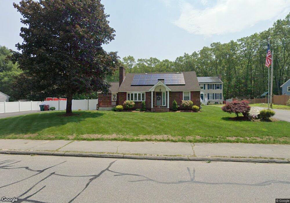 254 W Meadow Rd, Lowell, MA 01854 - photo 1