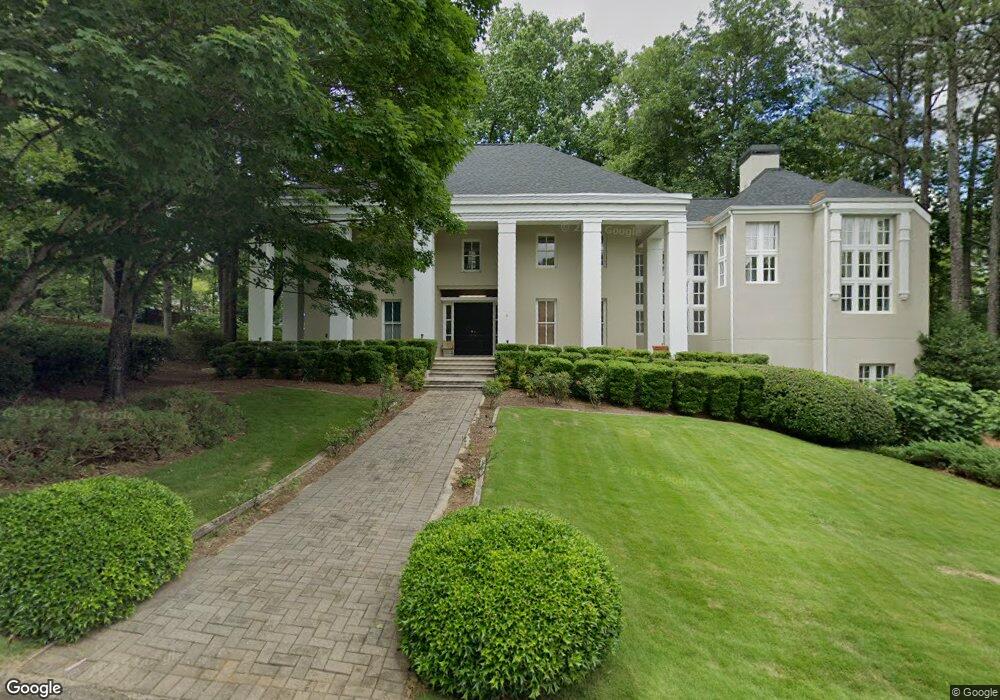 2070 Azalea Dr, Roswell, GA 30075 - photo 1