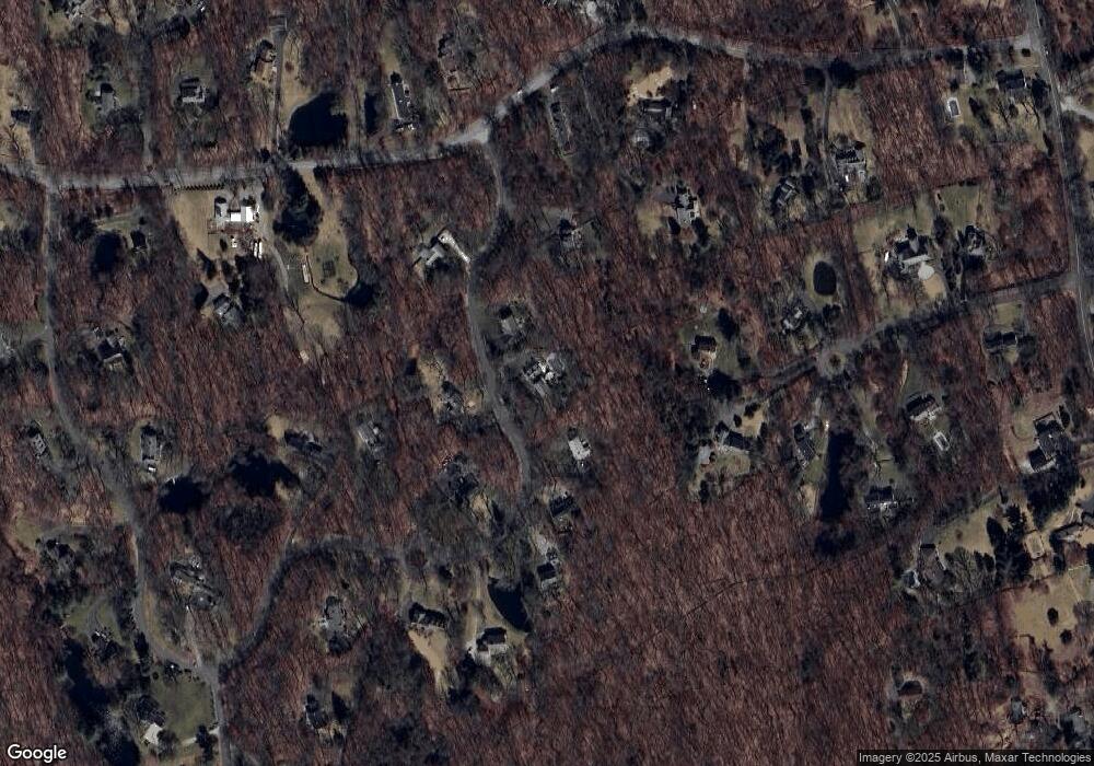 28 Pheasant Run Rd, Wilton, CT 06897 - photo 1