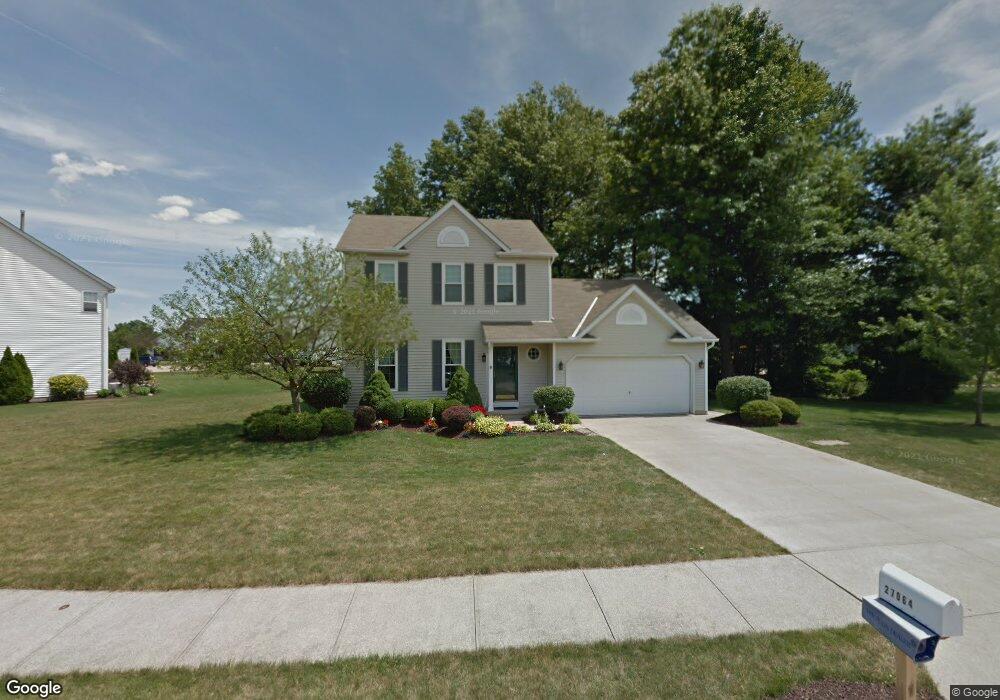 27064 Valeside Ln, Olmsted Falls, OH 44138 - photo 1