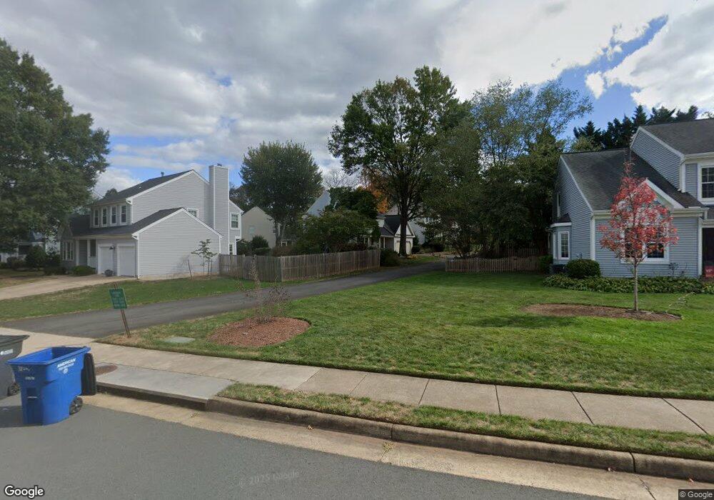 13201 Ladybank Ln, Herndon, VA 20171 - photo 1