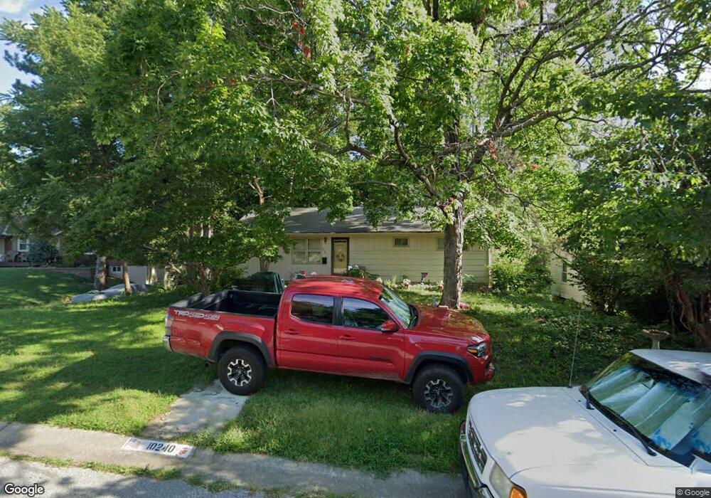 10240 W 56th Terrace, Shawnee, KS 66203 - photo 1