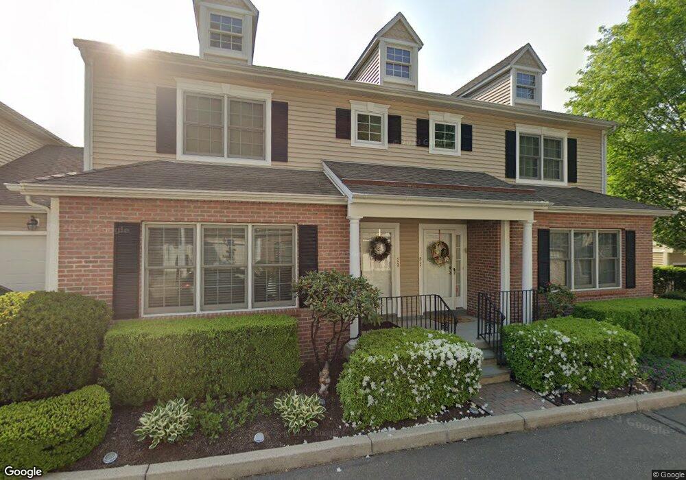 41 Hawthorne Ridge Cir, Trumbull, CT 06611 - photo 1