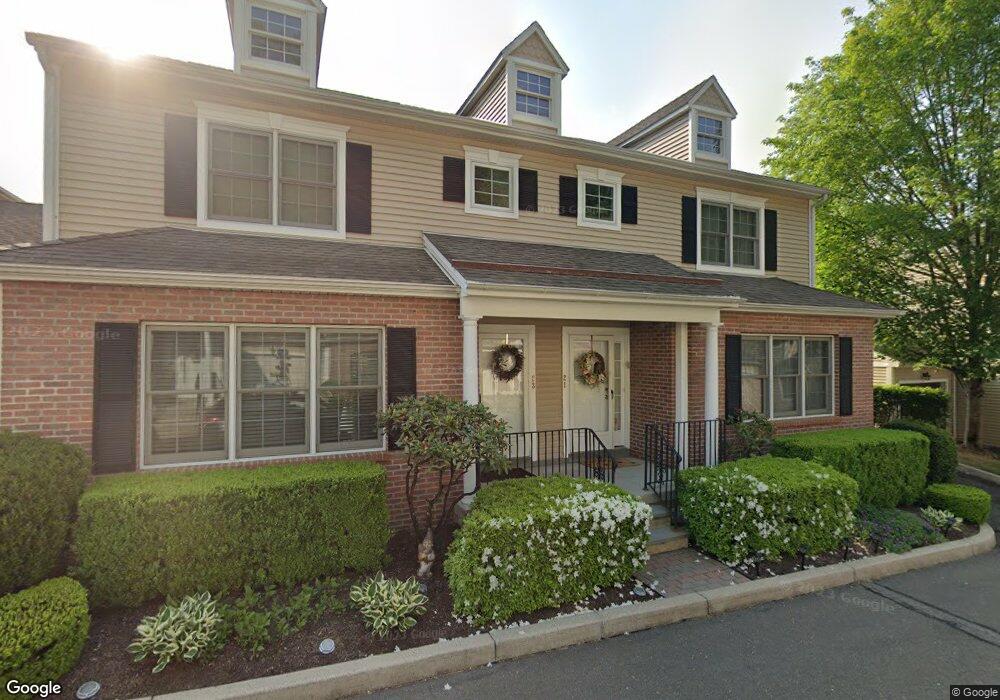 55 Redspire Ct, Trumbull, CT 06611 - photo 1