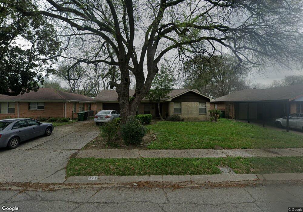 615 Glenburnie Dr, Houston, TX 77022 - photo 1