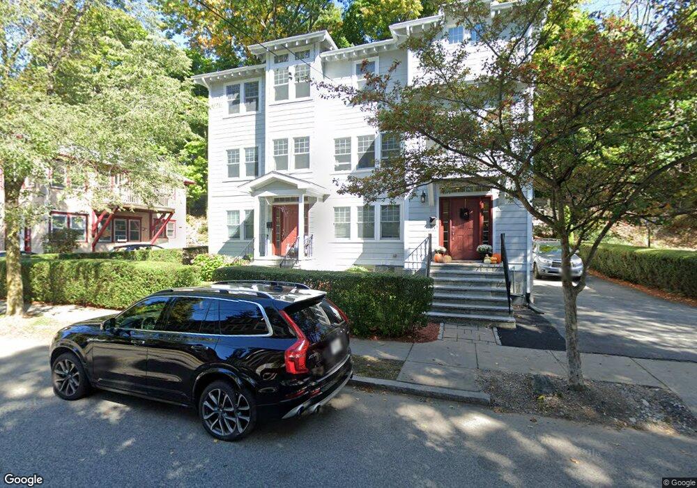 37 Beaconsfield Rd unit 2, Brookline, MA 02445 - photo 1