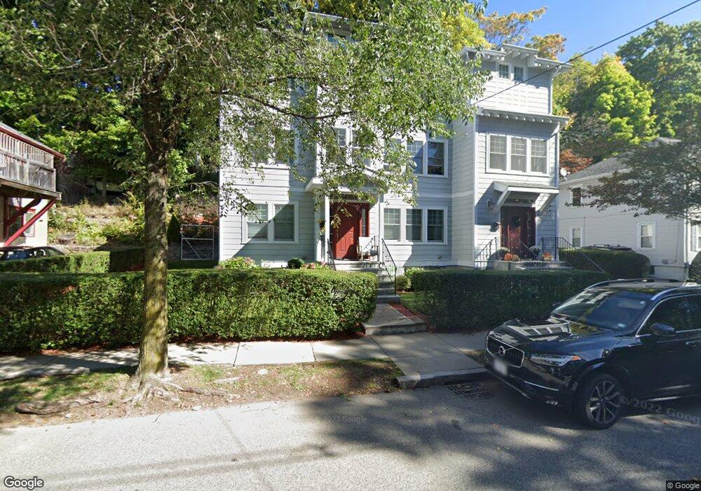 39 Beaconsfield Rd unit 1, Brookline, MA 02445 - photo 1