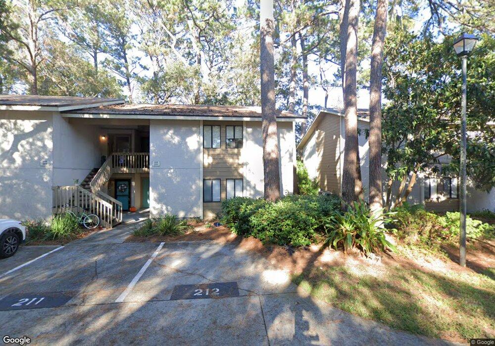211 Walmar Grove, St. Simons Island, GA 31522 - photo 1