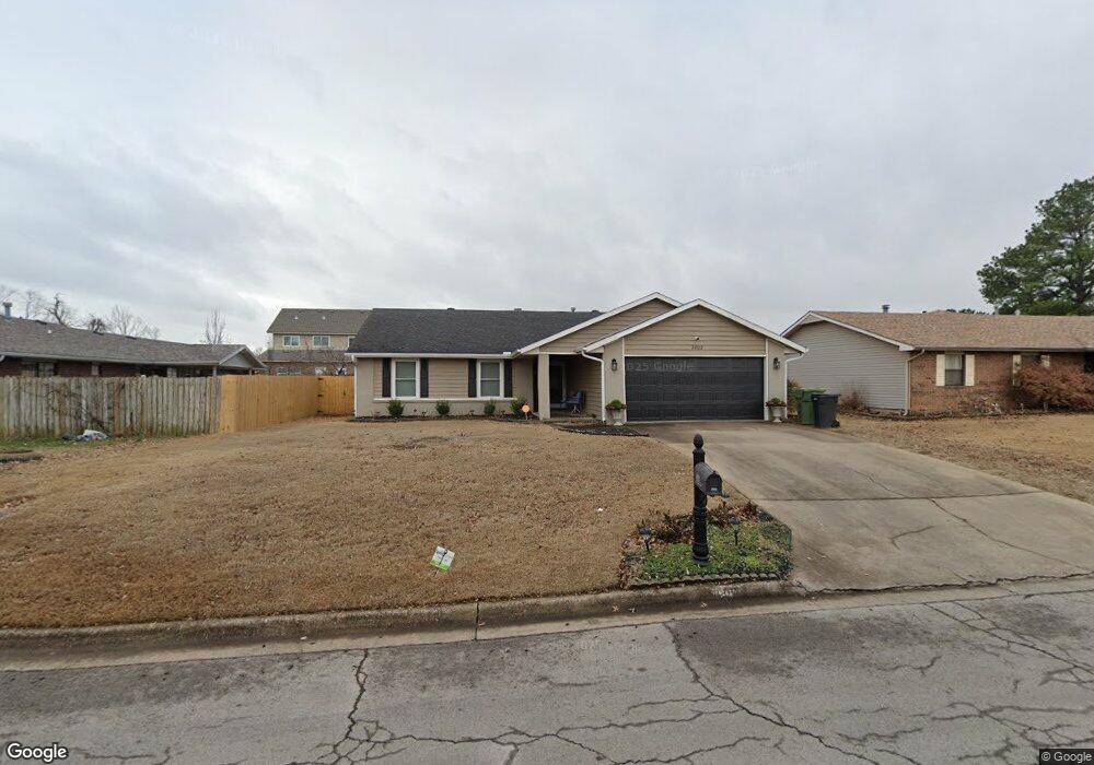 2802 W Center St, Rogers, AR 72756 - photo 1