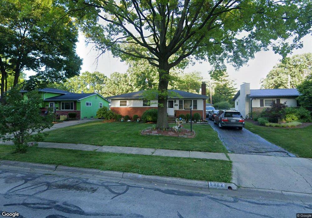 5302 Sprucewood Rd, Columbus, OH 43229 - photo 1