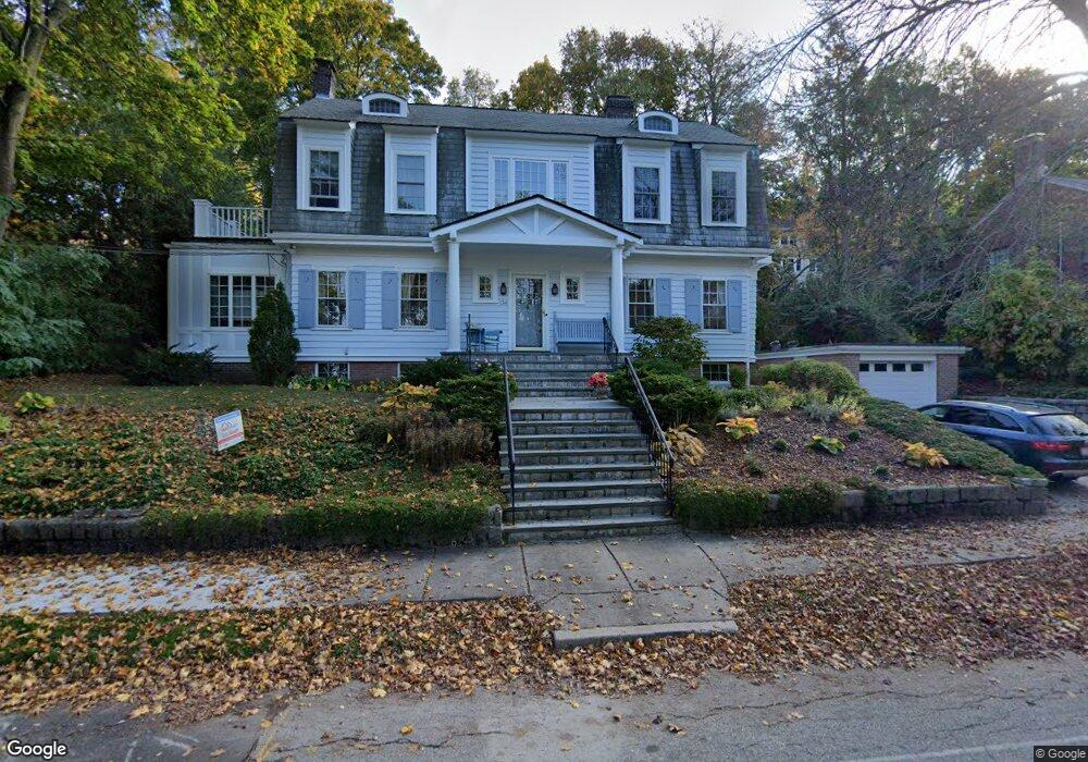 116 Algonquin Rd, Chestnut Hill, MA 02467 - photo 1