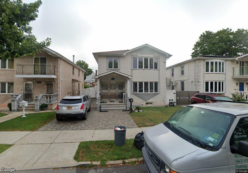 5331 190th St, Fresh Meadows, NY 11365 - photo 1