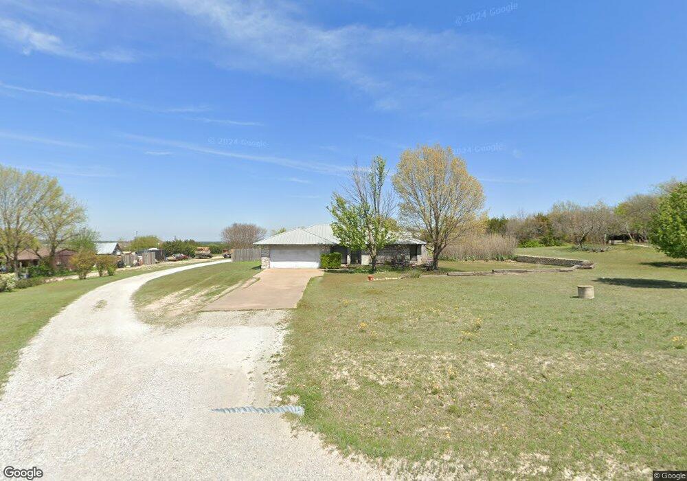 1924 Hill Top Cir, Weatherford, TX 76085 - photo 1