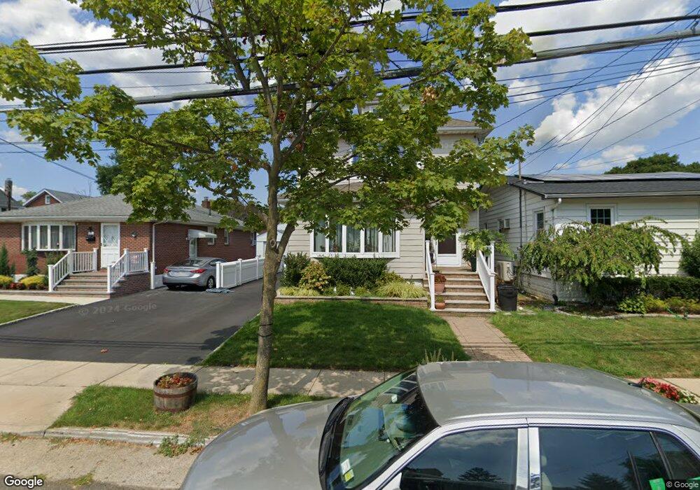 11 E Dover St, Valley Stream, NY 11580 - photo 1