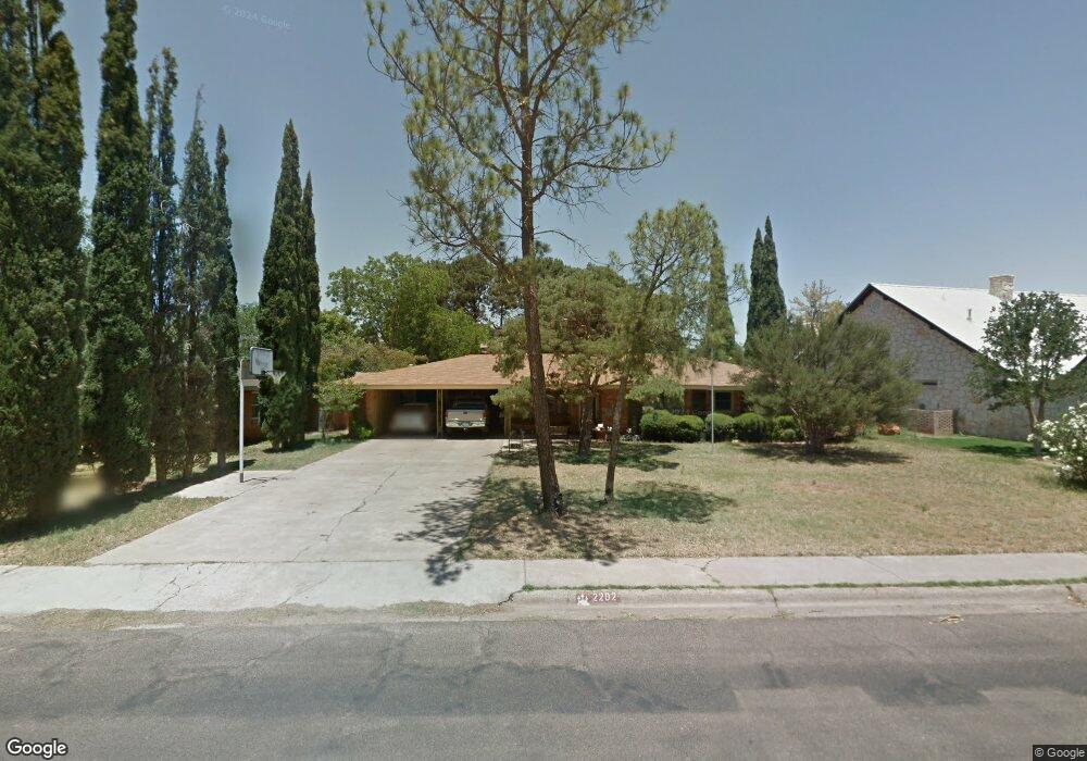 2202 Bedford Dr, Midland, TX 79701 - photo 1